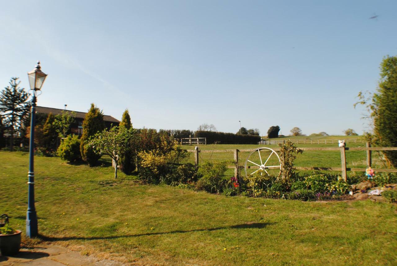 Lionheart Large Luxury Lodge - Sleeps 10- Dog Friendly,Near Sherwood Forest At Fairview Farm Nottingham Great For Family Gatherings ,Groups ,Parties Zewnętrze zdjęcie